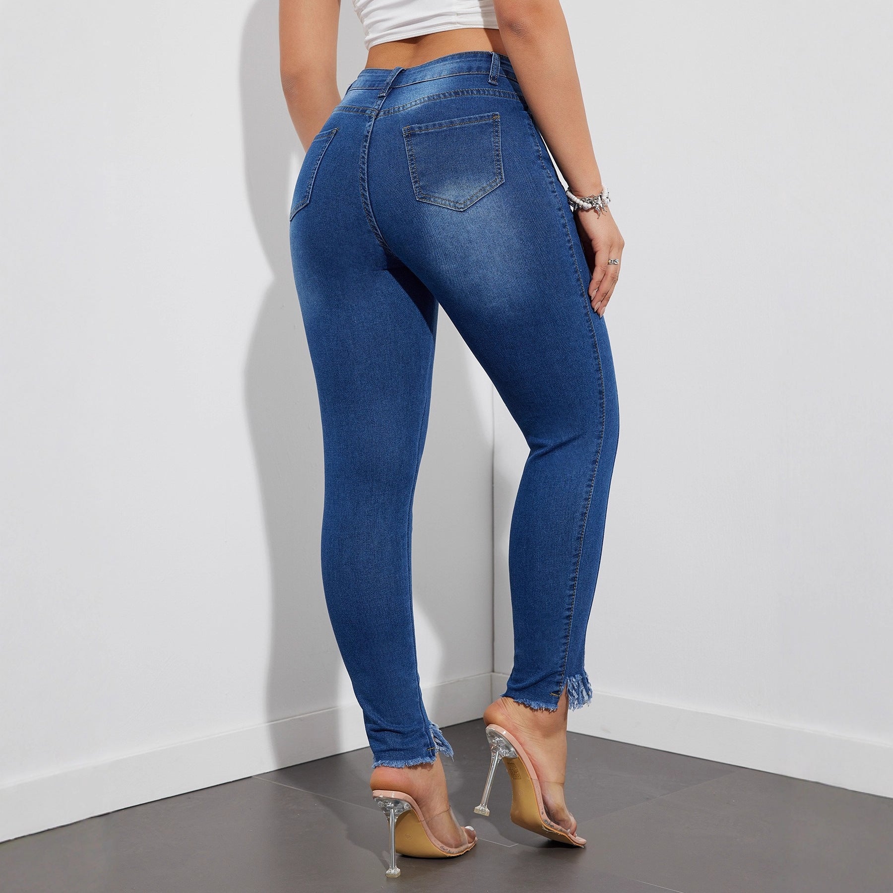 Pantalones de mujer de talle alto y pierna recta – Azul oscuro, corte ajustado, 100% poliéster, con bolsillos.